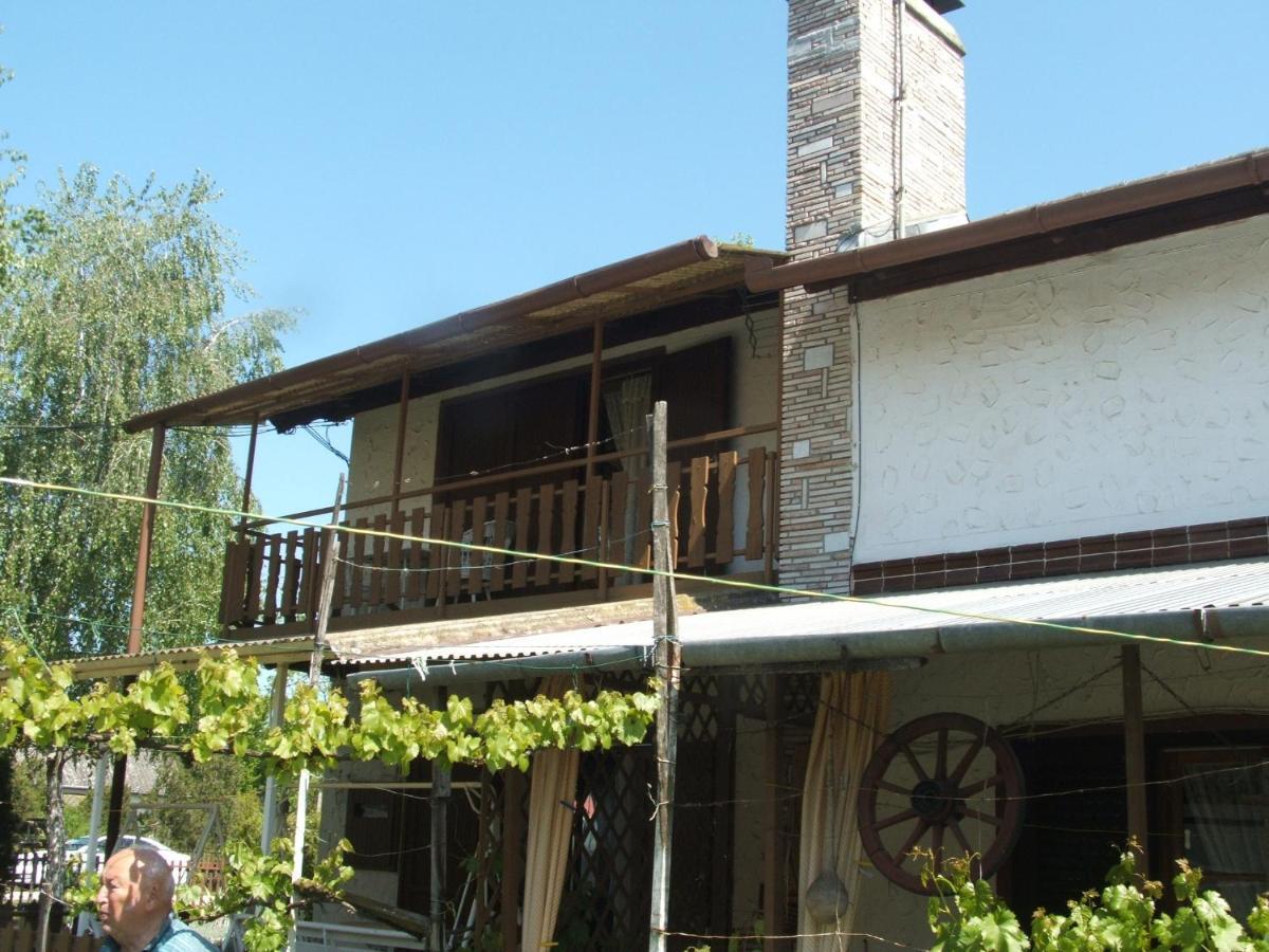 Hotel Agancs Vendeghaz Balatonszárszó Exteriér fotografie